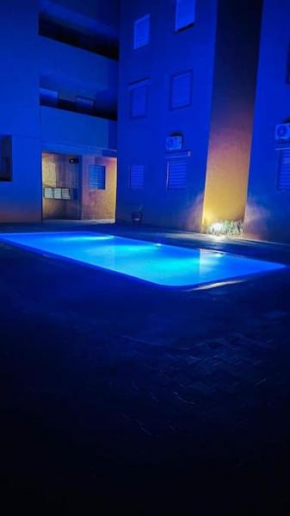 Appartement piscine Moderne bien équipée Juste pour les familles